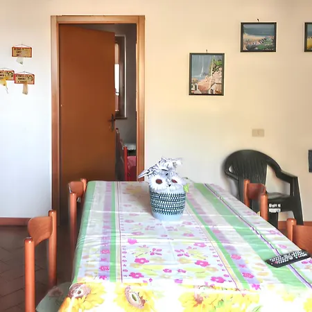 Comfortable House With Sea View In *